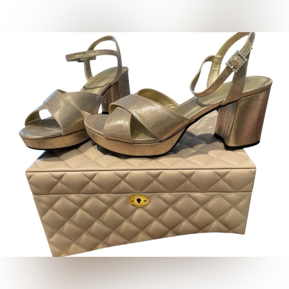 Reaction Kenneth Cole Gold Platform Sandals